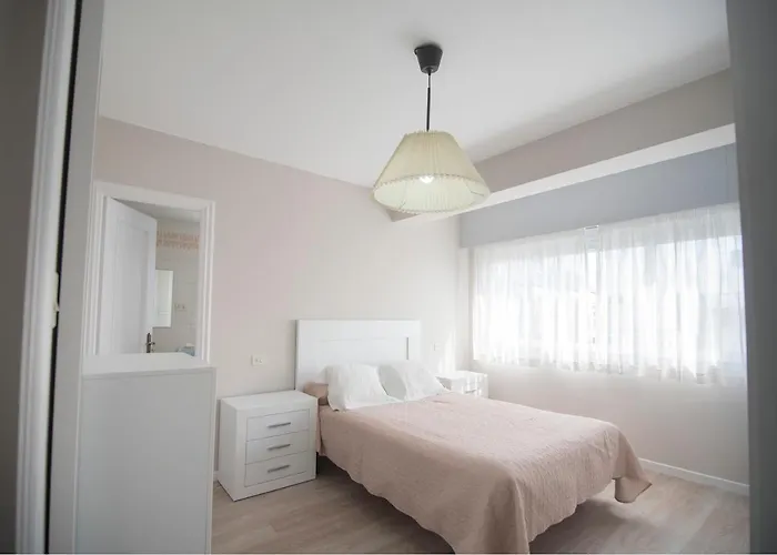 Amplio Apartamento En Burela